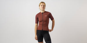 GripGrab Women's RIDE Short Sleeve Cycling Jersey Dark Red Model
