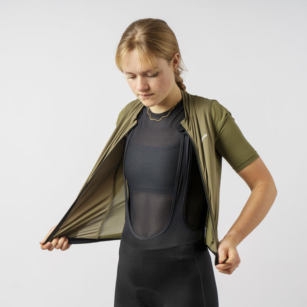 GripGrab Women's RIDE Short Sleeve Cycling Jersey Olive Green model