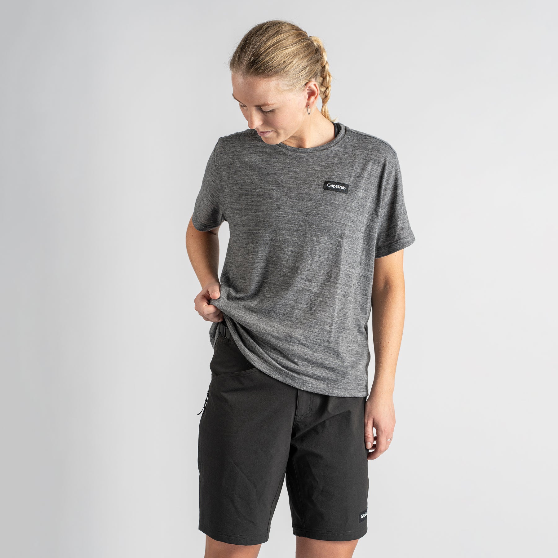 GripGrab W's EXPLR Merinotech T-shirt model
